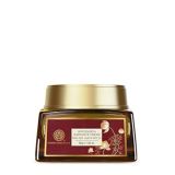 Forest Essentials Ayurvedic Soundarya Radiance Cream with 24K Gold with SPF25 Anti-Aging Cream